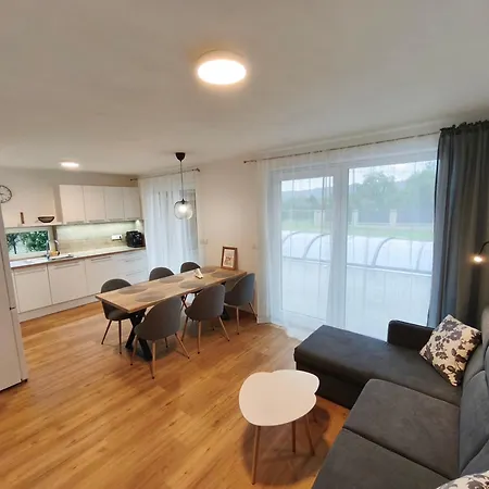 Prazdninova * Zdar (Mlada Boleslav)